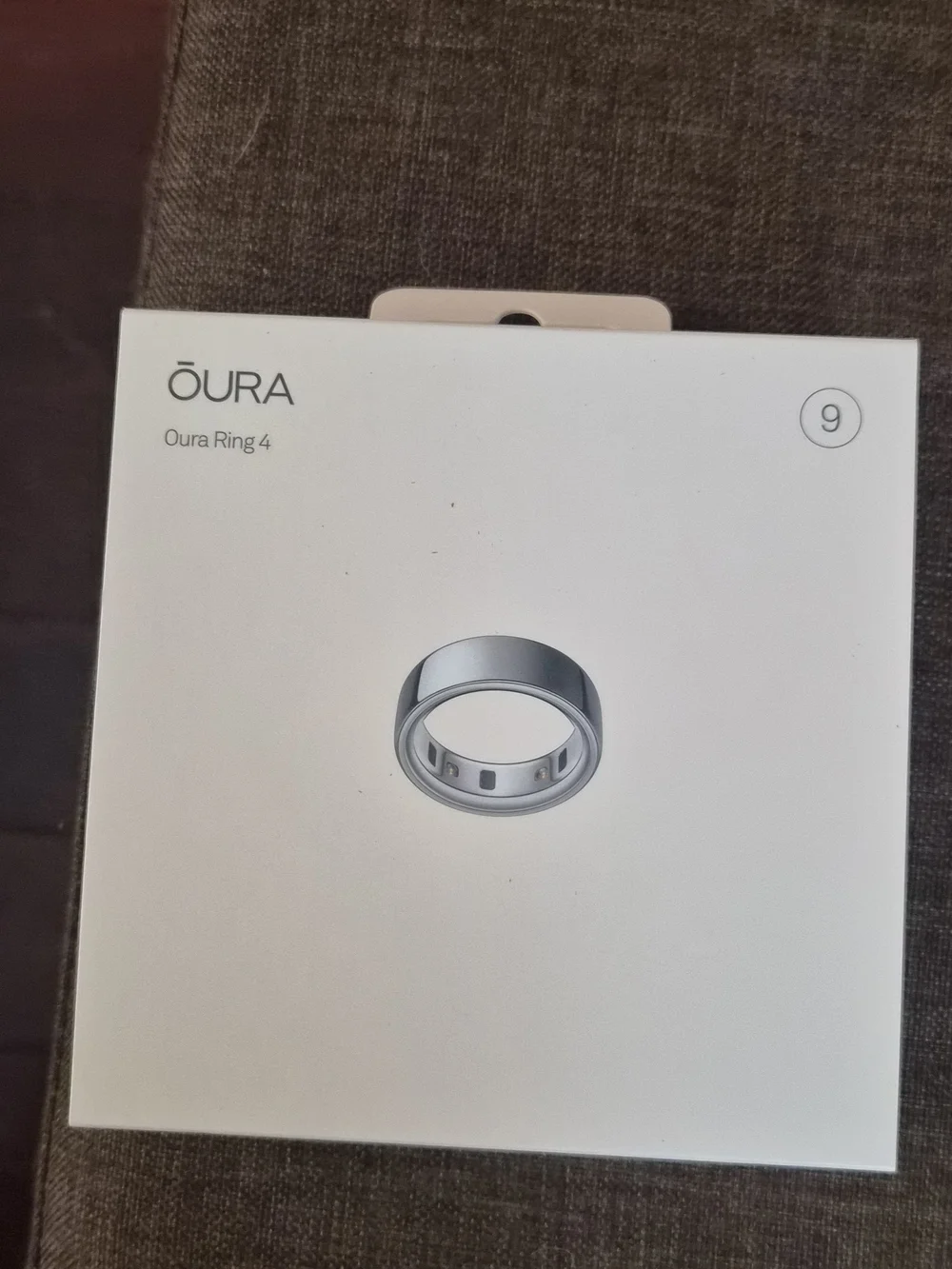 Oura Ring 4 Size 9 Silver - Smart Wellness Ring
